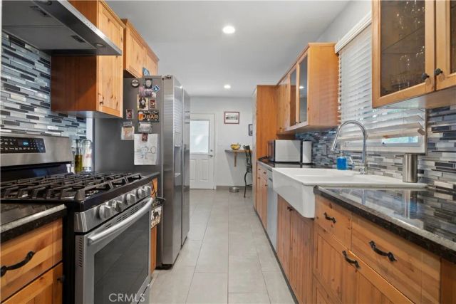 609 E Bennett Avenue, Glendora, CA 91741
