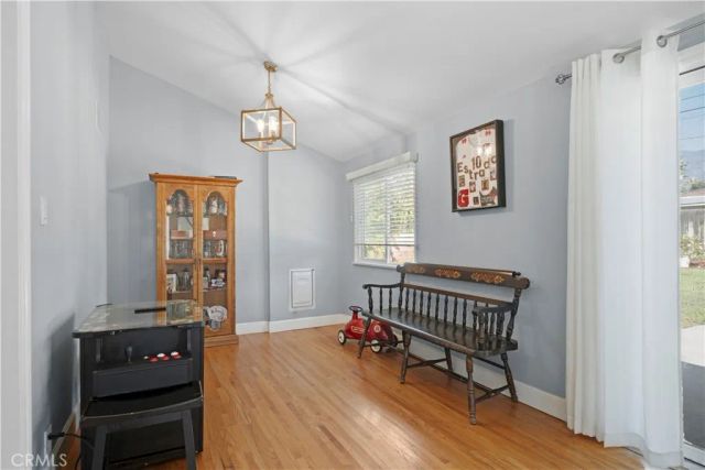 609 E Bennett Avenue, Glendora, CA 91741