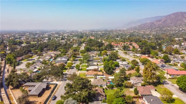 609 E Bennett Avenue, Glendora, CA 91741