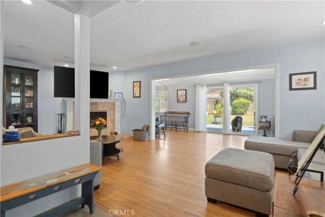 609 E Bennett Avenue, Glendora, CA 91741