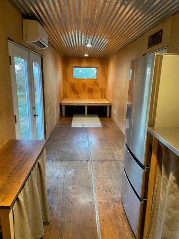 385 Country LN, Dripping Springs, TX 78620