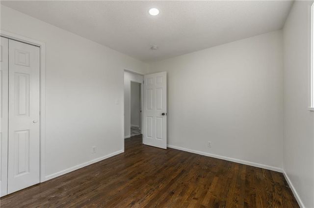 1511 Osage Trail, Independence, MO 64058