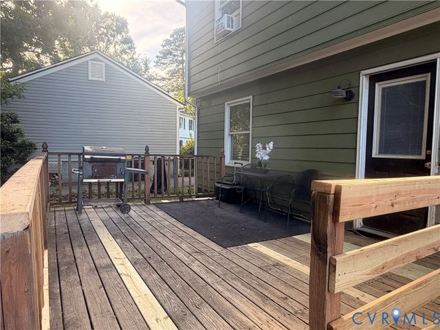 1614 Bexley Dr, Hopewell, VA 23860