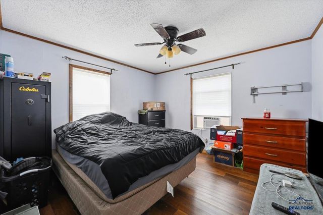 5430 N ELK VALE RD, Rapid City, SD 57701