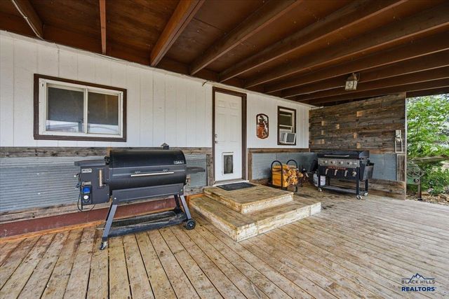 5430 N ELK VALE RD, Rapid City, SD 57701