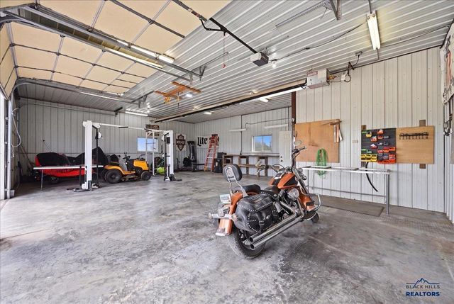 5430 N ELK VALE RD, Rapid City, SD 57701