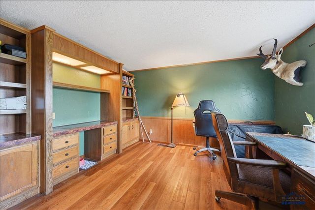 5430 N ELK VALE RD, Rapid City, SD 57701