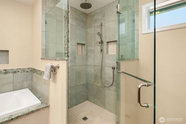 6731 244th Place NE, Redmond, WA 98053