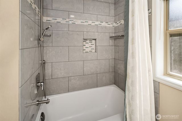 6731 244th Place NE, Redmond, WA 98053