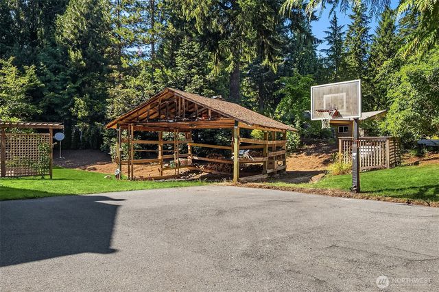 6731 244th Place NE, Redmond, WA 98053