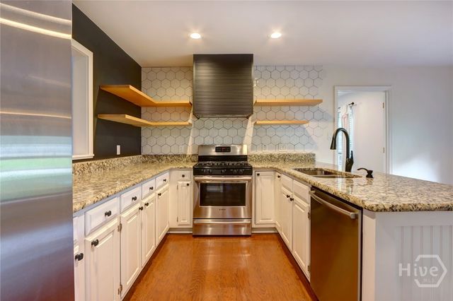 102 Phyllis Drive, Savannah, GA 31419