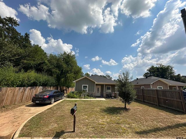 2125 N Emerson Ave, Tyler, TX 75702