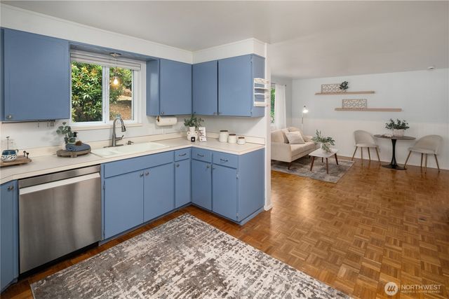4301 72nd Avenue W, University Place, WA 98466