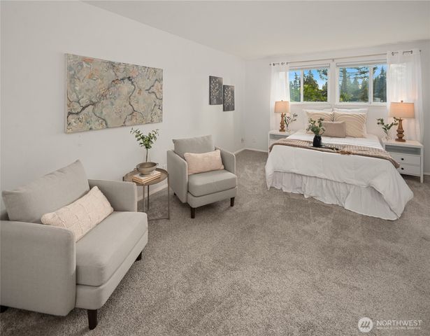 4301 72nd Avenue W, University Place, WA 98466