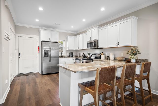 117 Lookout Pt Apt A1, Hot Springs, AR 71913