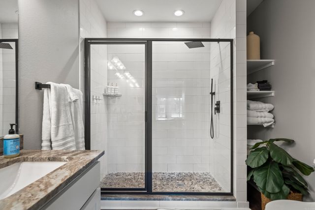 117 Lookout Pt Apt A1, Hot Springs, AR 71913