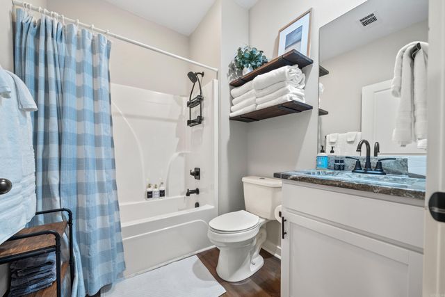 117 Lookout Pt Apt A1, Hot Springs, AR 71913