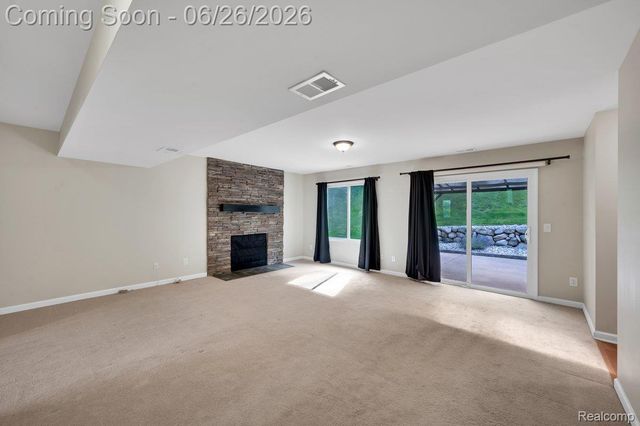126 Eagle Ridge Road, Orion Charter Township, MI 48360