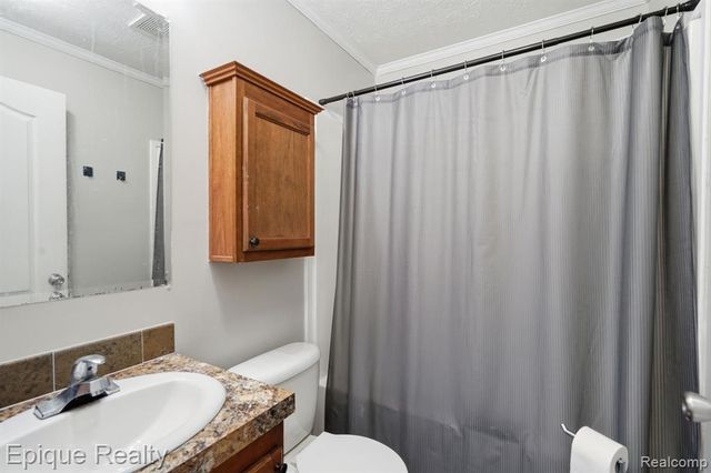 16031 Beech Daly Road, Taylor, MI 48180