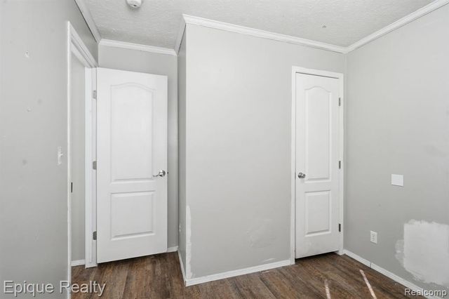 16031 Beech Daly Road, Taylor, MI 48180