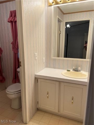 12 Maple, Olmsted Twp, OH 44138