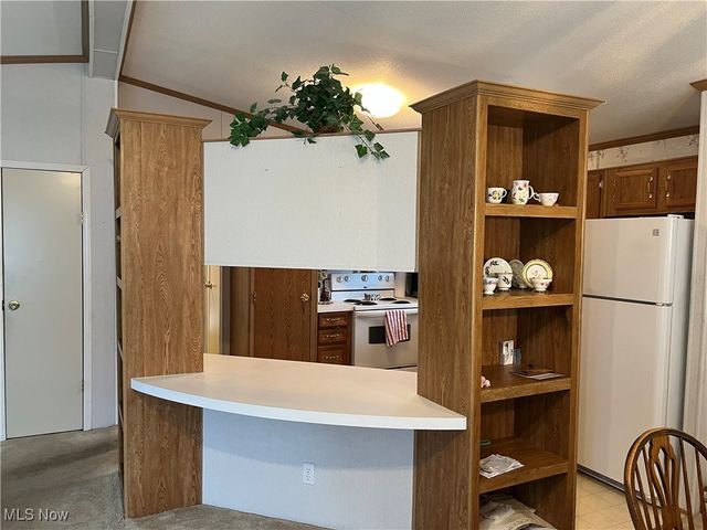 12 Maple, Olmsted Twp, OH 44138