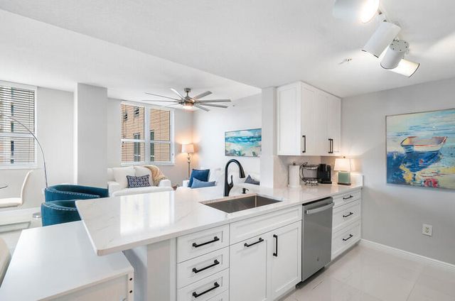 350 N FEDERAL Highway 405, Boynton Beach, FL 33435