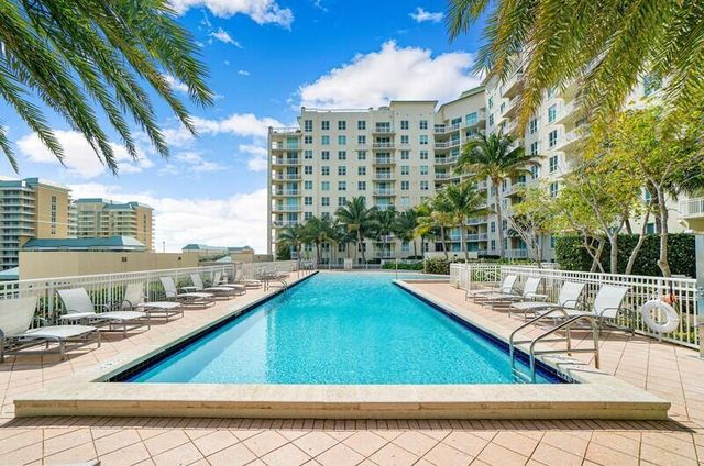 350 N FEDERAL Highway 405, Boynton Beach, FL 33435