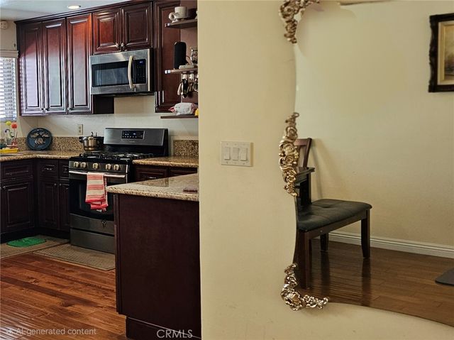 1711 Grismer Avenue 52, Burbank, CA 91504