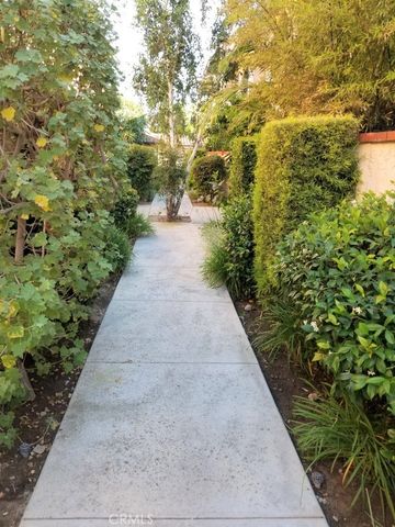 1711 Grismer Avenue 52, Burbank, CA 91504