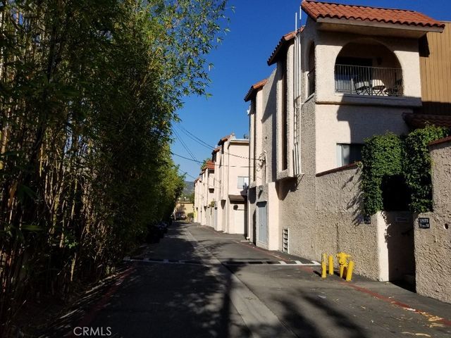 1711 Grismer Avenue 52, Burbank, CA 91504