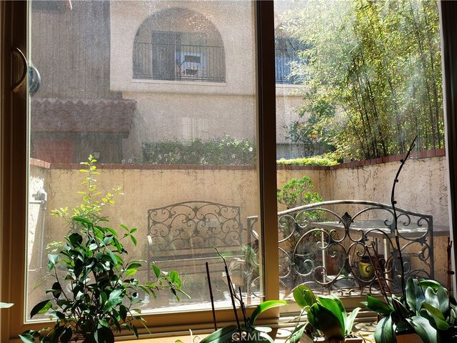 1711 Grismer Avenue 52, Burbank, CA 91504