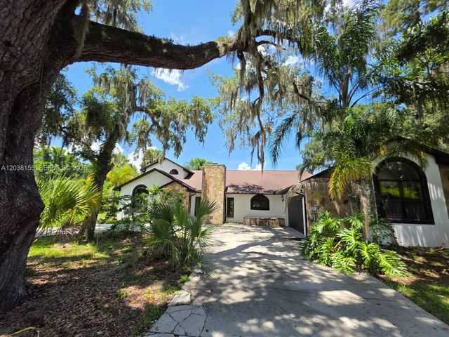 2261 Mariner CV, Kissimmee, FL 34746