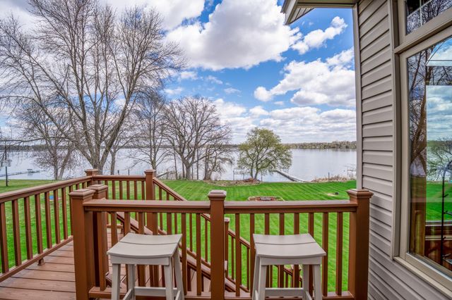 5979 24th Street NE, Willmar, MN 56201
