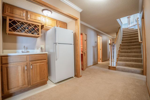 5979 24th Street NE, Willmar, MN 56201