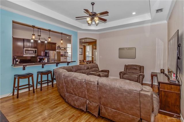 724 S Excalibur Street, Edinburg, TX 78539