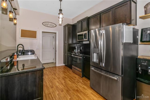 724 S Excalibur Street, Edinburg, TX 78539