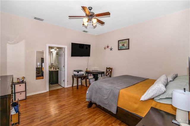 724 S Excalibur Street, Edinburg, TX 78539