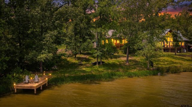 223 Triple S Drive, Mt Vernon, TX 75457