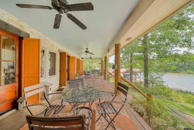 223 Triple S Drive, Mt Vernon, TX 75457