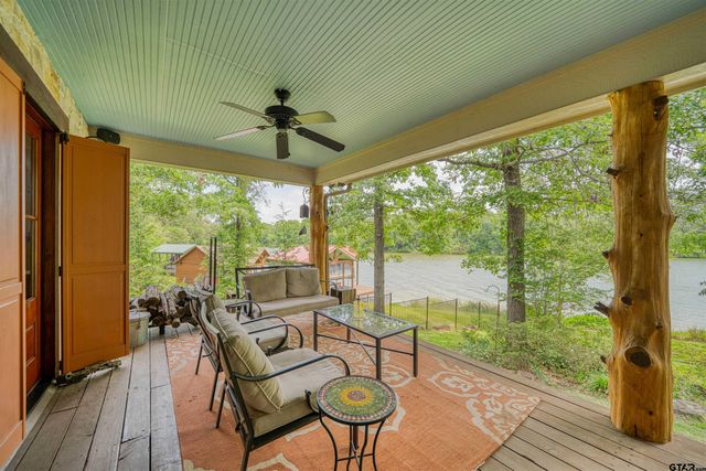 223 Triple S Drive, Mt Vernon, TX 75457