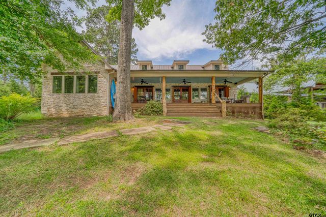 223 Triple S Drive, Mt Vernon, TX 75457