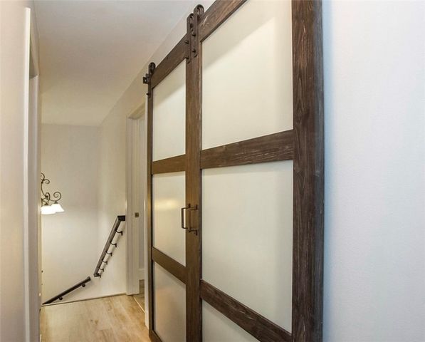 242 S Cumberland Avenue, Russellville, AR 72801