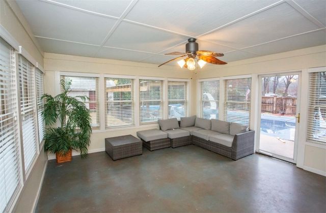 242 S Cumberland Avenue, Russellville, AR 72801