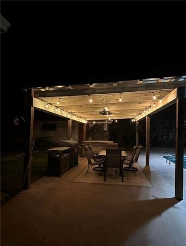 242 S Cumberland Avenue, Russellville, AR 72801