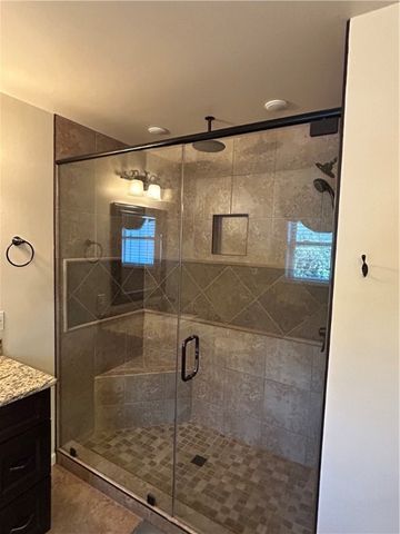 242 S Cumberland Avenue, Russellville, AR 72801