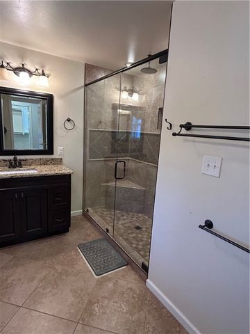 242 S Cumberland Avenue, Russellville, AR 72801