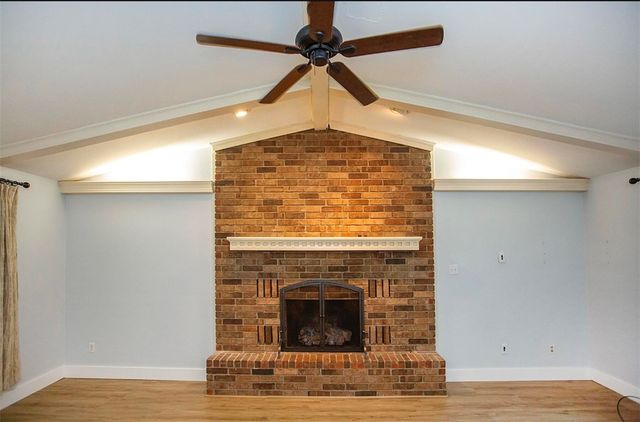 242 S Cumberland Avenue, Russellville, AR 72801