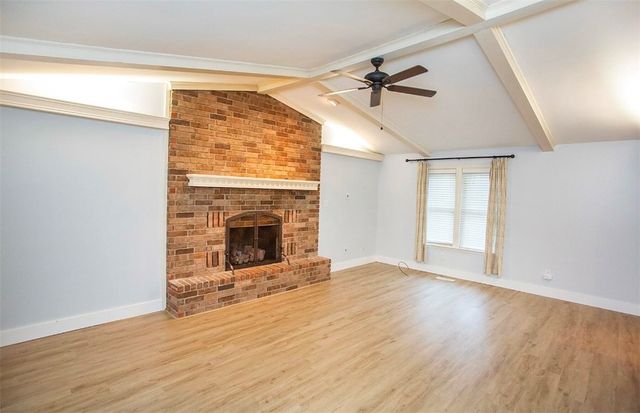 242 S Cumberland Avenue, Russellville, AR 72801