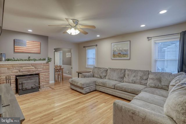 4301 VERONA DR, Wilmington, DE 19808